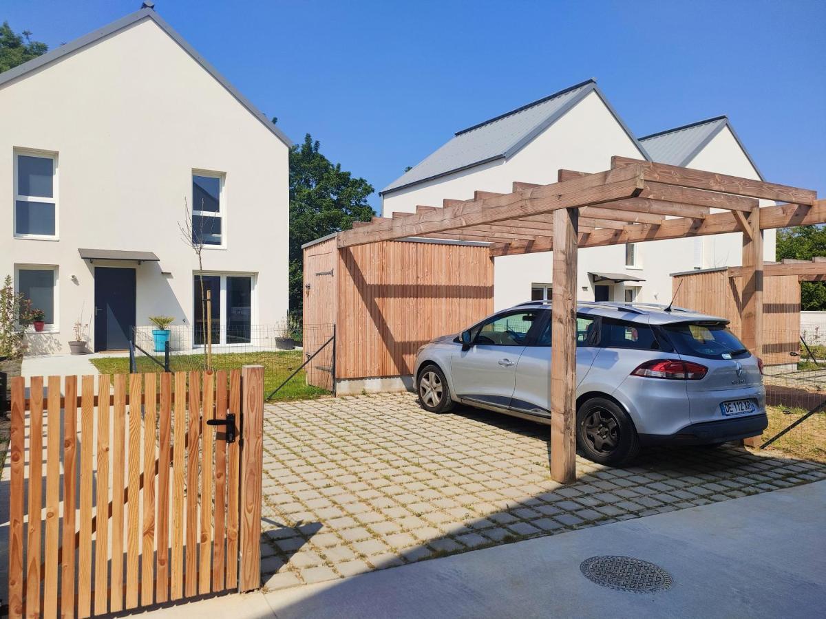 Maison Au Pegasus Bridge & Proche Holiday home Benouville (Calvados)